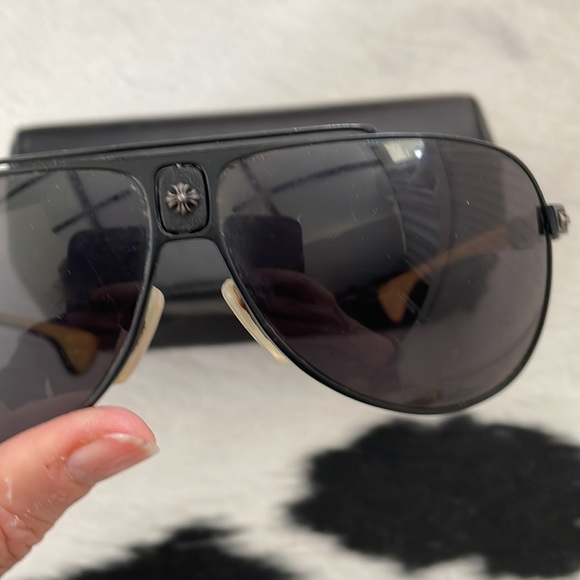 CHROME HEARTS UNISEX SUNGLASSES - Picture 7 of 14